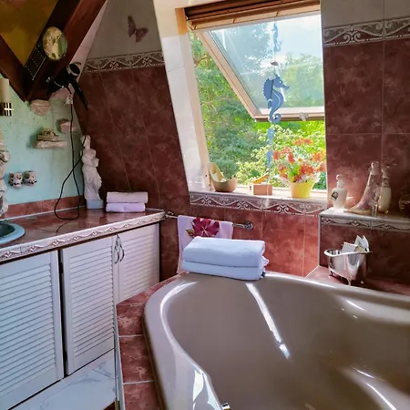 Karena Mit 2 Schlafzimmern *