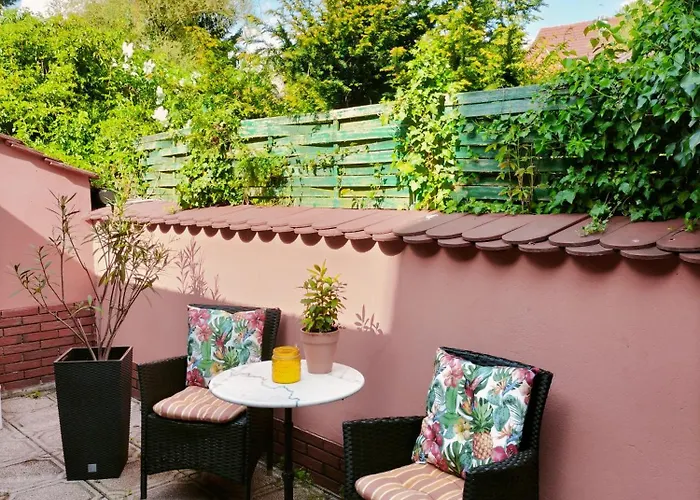 Karena Mit 2 Schlafzimmern Daire *